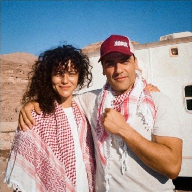kataraluvr's tweet photo. anyway.... look at Palestinian-Egyptian actress May Calamawy, who plays Leyla El-Faouly aka the scarlet scarab, wearing a keffiyeh alongside Oscar Isaac. You should all follow her on instagram, she's been posting abt her people's genocide. https://t.co/hPXMRNspmv