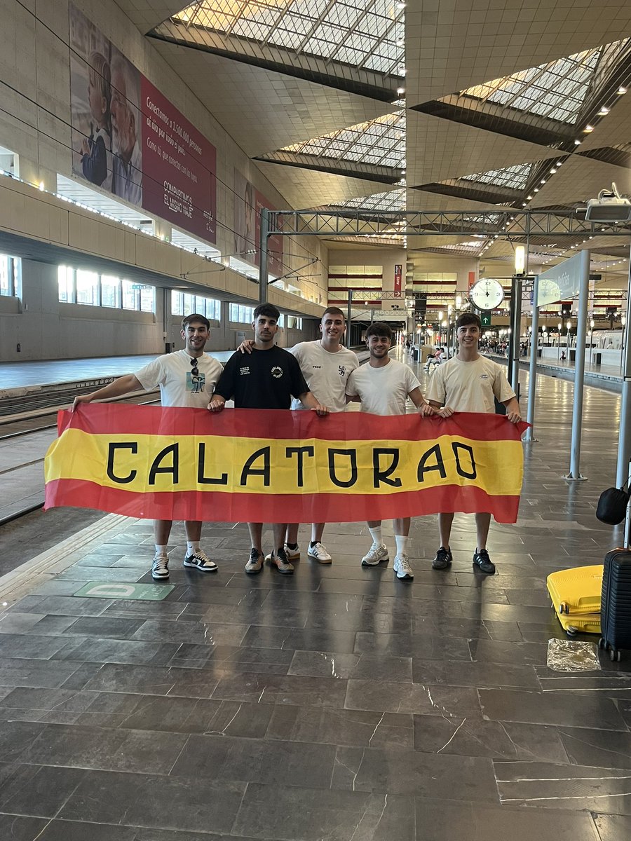 diego__67's tweet photo. Camino del partido de nuestras vidas https://t.co/jCYM5H8MGW