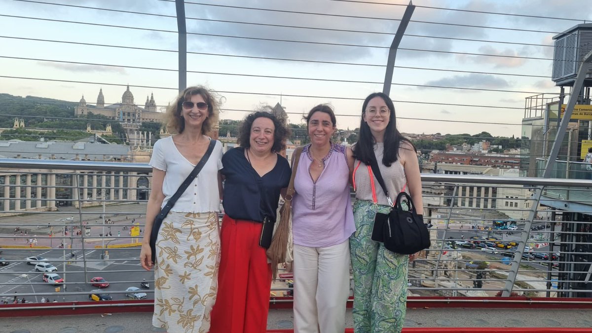 begona_cueto's tweet photo. Dos días intensos de Jornadas de Economía Laboral @aeetrabajo, y acabamos con unas vistas fantásticas de Barcelona, con mis compañeras del departamento de economía aplicada y @Econo_Uniovi de la Universidad de Oviedo. 
@ana_econo https://t.co/YcTdmhjqUj