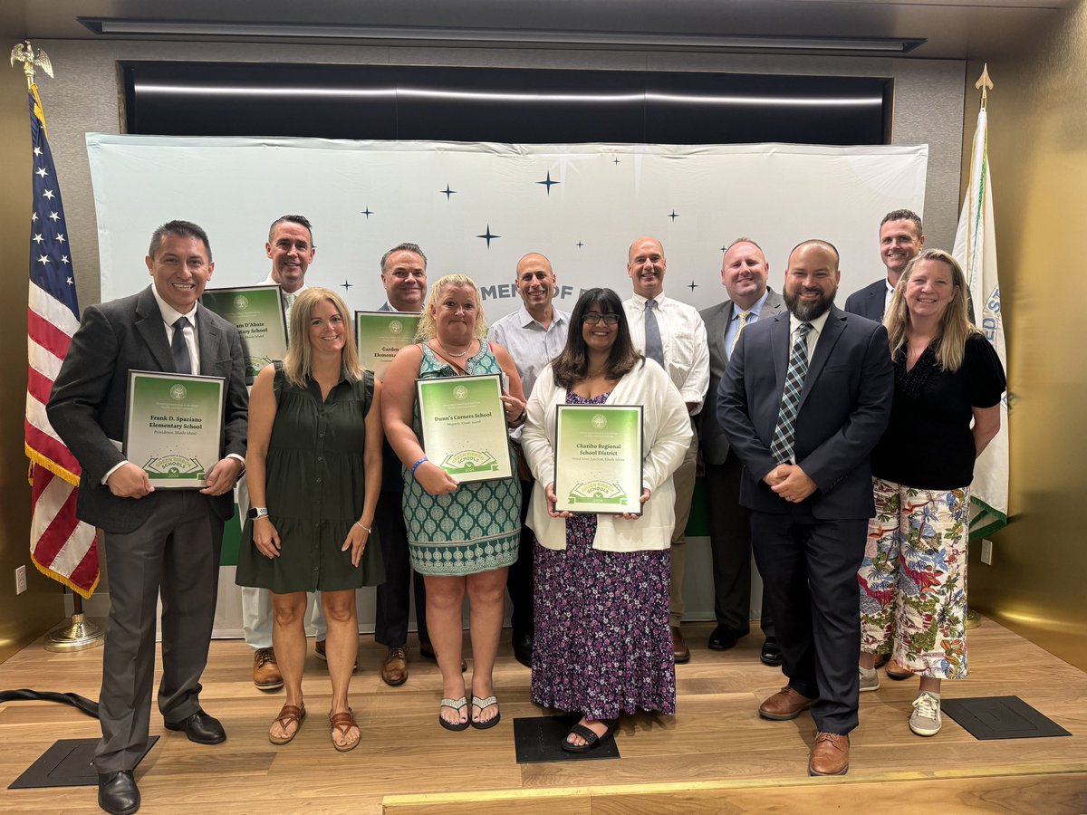 Providence Public Schools (@pvdschools) on Twitter photo PPSD staff from <a href="/WilliamDAbateES/">William D'Abate Elementary School</a> & <a href="/fdspaziano/">Frankie</a> Elementary Schools were welcomed at the ED Green Ribbon Schools Reception in D.C.! Proud to have 2 of 5 RI schools awarded for their commitment to sustainability and education. Congrats to our staff!
#EDGreenRibbon #EDGRSCeremony PPSD staff from <a href="/WilliamDAbateES/">William D'Abate Elementary School</a> & <a href="/fdspaziano/">Frankie</a> Elementary Schools were welcomed at the ED Green Ribbon Schools Reception in D.C.! Proud to have 2 of 5 RI schools awarded for their commitment to sustainability and education. Congrats to our staff!
#EDGreenRibbon #EDGRSCeremony