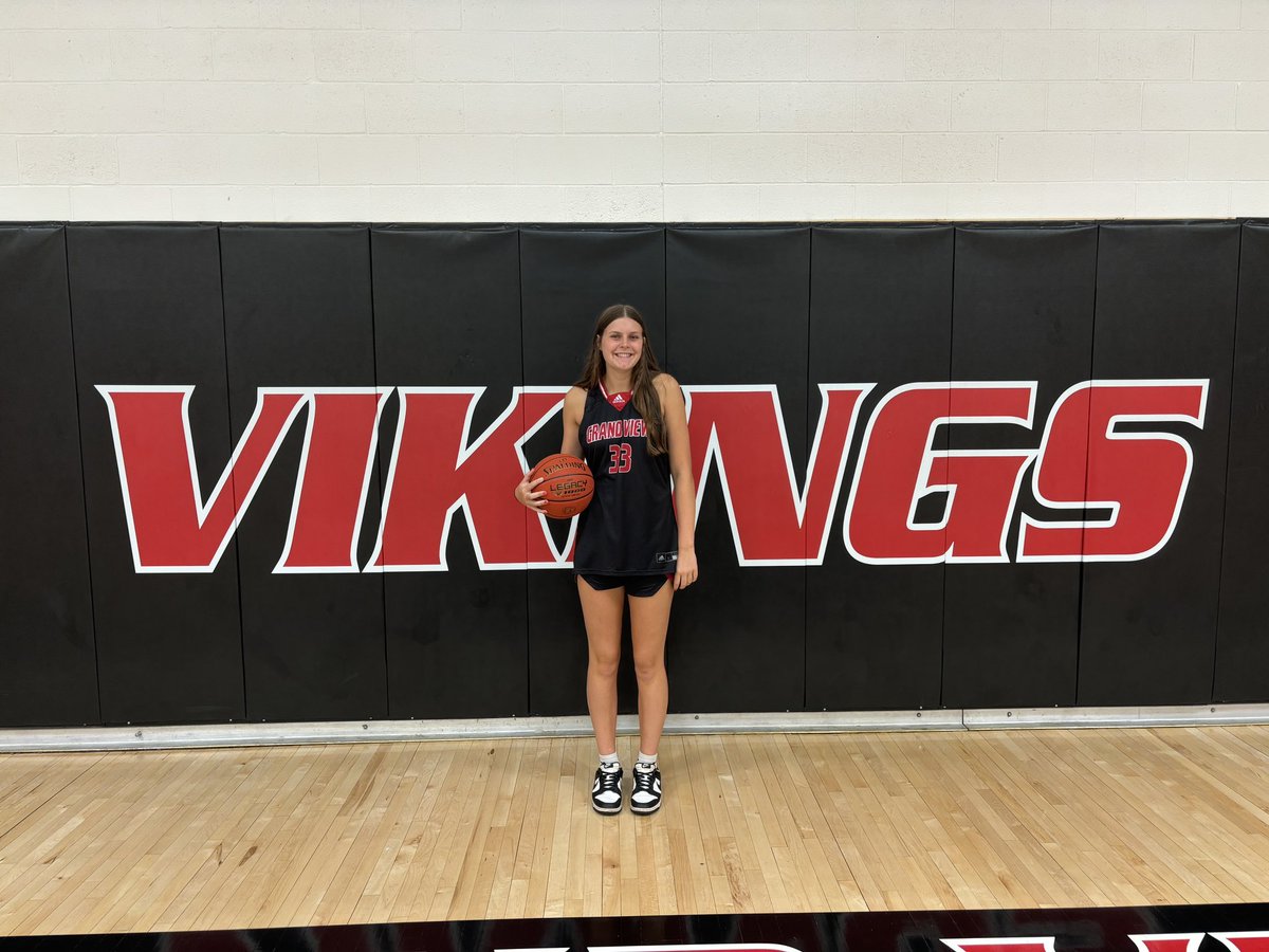 marinwilson33's tweet photo. After a great visit @gv_wbb I am excited to say I’ve received an offer! Thank you coach @CoachJJSE and @IKeiderling!
@tajrichjr @EbonyDanielle_ @Legacy_HoopsAAU https://t.co/RyqsyFdXQF