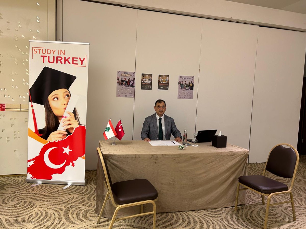 ctkoc's tweet photo. Lübnanlı gençlere Türkiye'deki eğitim fırsatları konusunda kariyer danışmanlığı çalışmaları https://t.co/4htV048zXT