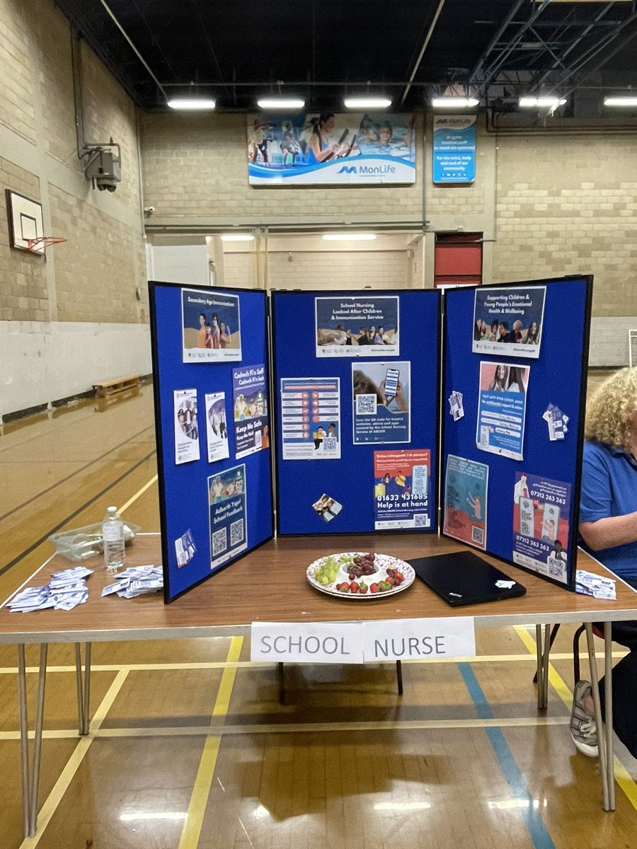 KHSWelsh's tweet photo. Also a big thank you to our sixth formers for judging and stalls that attended to promote their organisation. Diolch yn fawr iawn! 😃👍🏻@colegcymraeg @learncymraegGWE https://t.co/V7sd42RO4Y