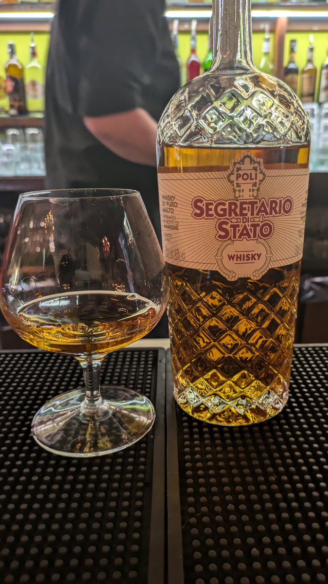 Brian's Malt Musings 🥃 @maltmusings.bsky.social (@maltmusings) on Twitter photo We up for a live whisky review?
<a href="/Poli_Express/">Poli Grappa</a> Segretario Di Stato, the only Italian whisky I could find in Venice.
From my dodgy conversation with the barman and security doorman (don't ask) at Bacarando Corte dell'Orso this is their first release! We up for a live whisky review?
<a href="/Poli_Express/">Poli Grappa</a> Segretario Di Stato, the only Italian whisky I could find in Venice.
From my dodgy conversation with the barman and security doorman (don't ask) at Bacarando Corte dell'Orso this is their first release!