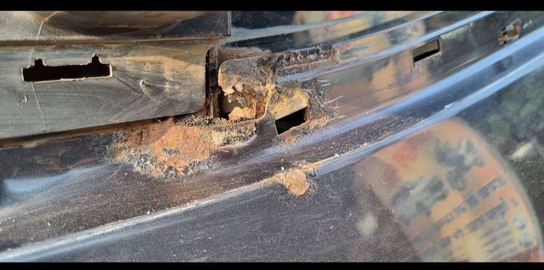 realanuraag's tweet photo. @TataMotors_Cars #Tatatrust2rust  stop cheating to your customers Tata group ! https://t.co/RZ3Yfv67UO