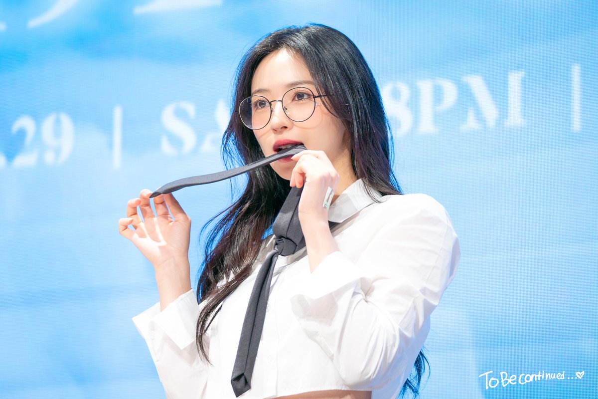 ToBeContinuedCB's tweet photo. 240629 <Won &amp; Only> 팬사인회

#체리블렛 #CherryBullet 
#지원 #JiWon #ジウォン #허지원 https://t.co/tSusKihqdg
