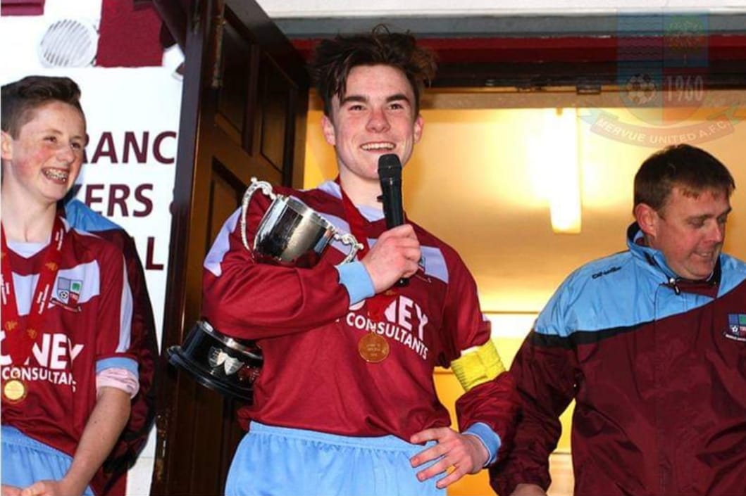 DelaneysDuds's tweet photo. 13 years ago @MervueUnitedAFC signed an 11 year old Aaron Connolly. Playing for the U17s as a 15 year old, he scored 14 goals in 8 games.
Connolly would go on to join @OfficialBHAFC and become an iconic figure of Irish Football
#MadeInTheLOI https://t.co/wVYcdjSggI