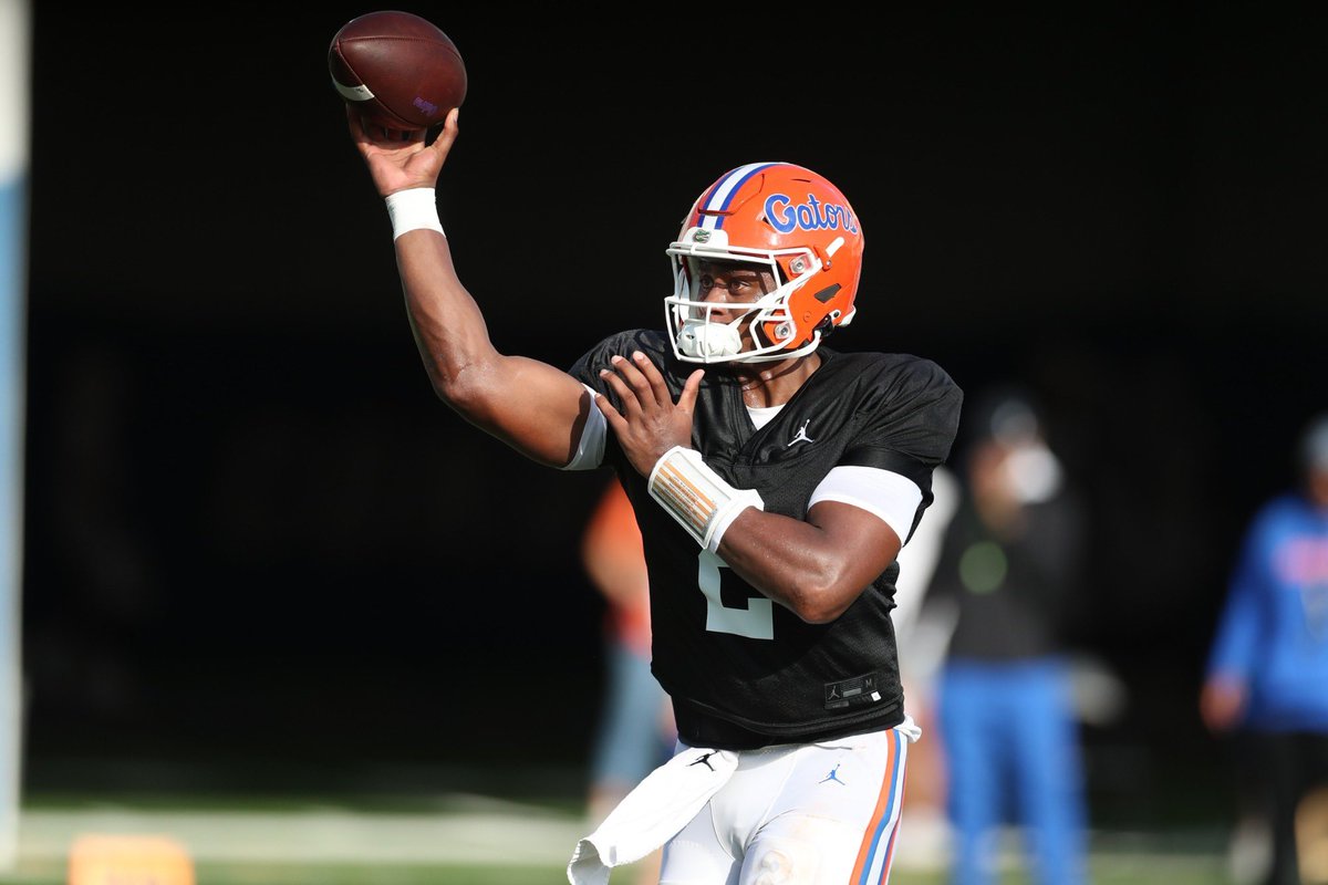 DJ Lagway feels like Florida is being disrespected this year 👀

 “Coach Napier has prepared us and we all have that chip on our shoulder because we feel like we’re being disrespected this year." 🐊