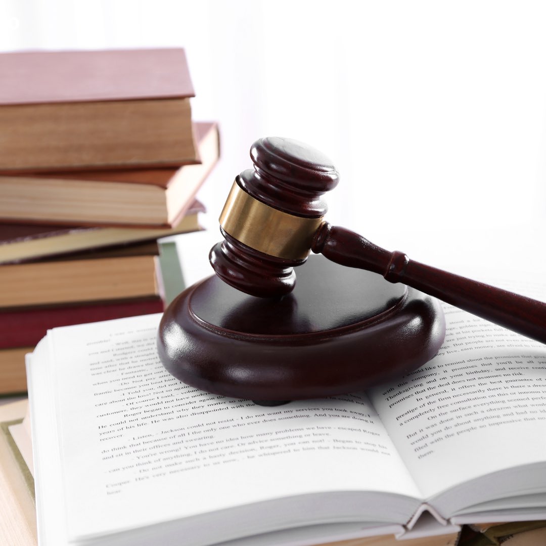 OBNDDC's tweet photo. #FunFactFriday #DYK OBN is legally required to provide education and training? According to OS 63 2-106, #OBN must provide educational programs as well as training for law enforcement officials. 

LE trainings:
https://t.co/hcXGLt74wo

Presentations:
https://t.co/V2UfkaZGVA https://t.co/JXTLjAosQn