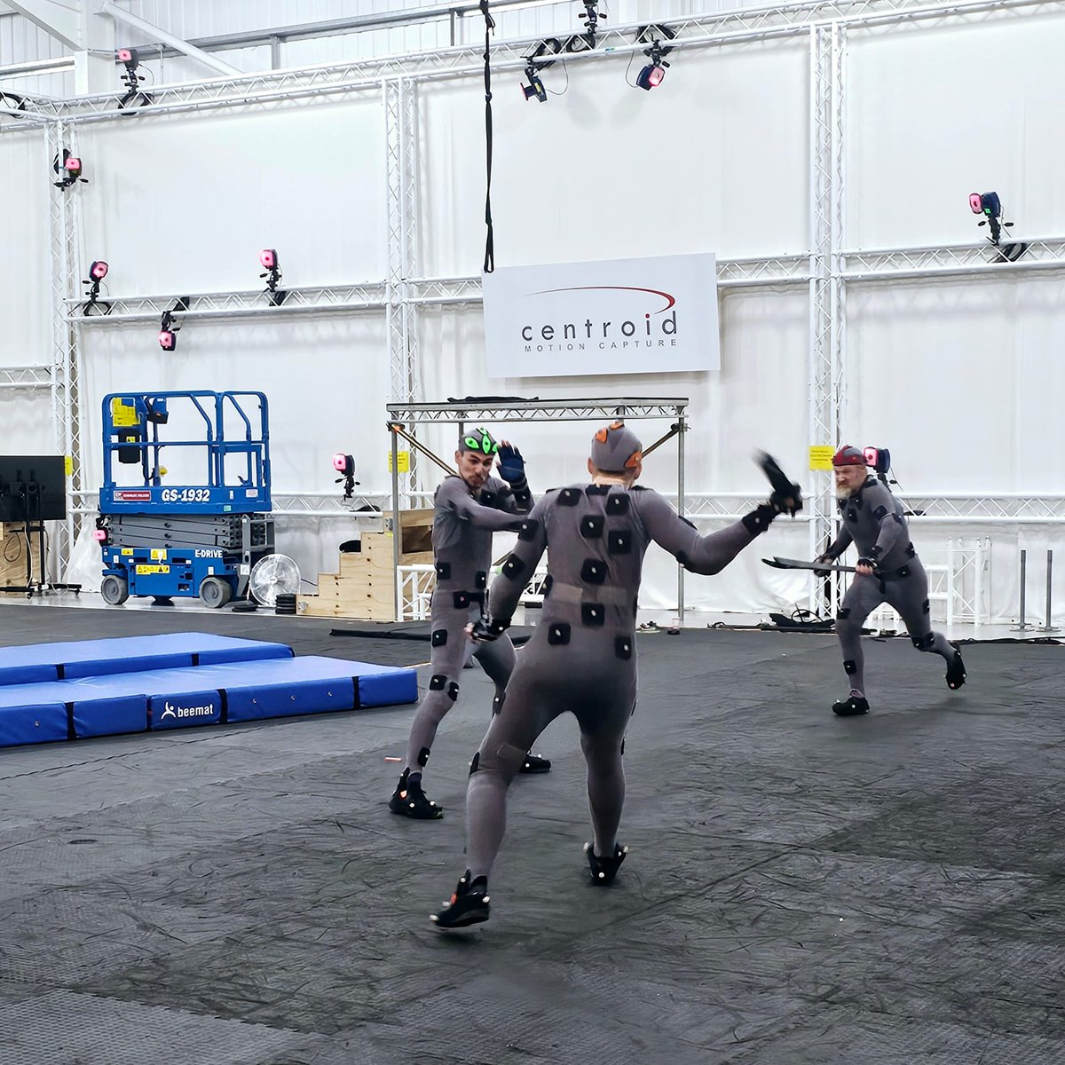 Centroid tweet media