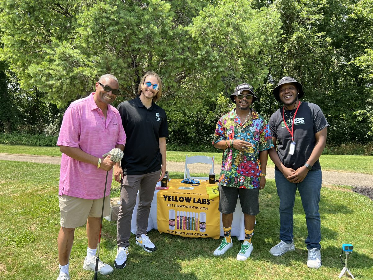 BeneLeaves's tweet photo. Fantastic time at The Ohio Classic Open &amp; Expo yesterday at Sugar Valley Golf Club in Southwestern Ohio! 

Charity. Education. Golf. Community. 💚

We can’t wait for the next one! 

BeneLeaves - Proud to be local.🏡♥️

#PoweredByBeneLeaves #SupportLocal #BeneLeaves #BuckeyeState https://t.co/5rYnXJTuDI