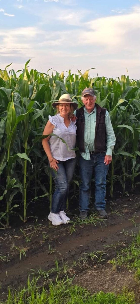 "As of July 1 this is how tall our corn is. Many farmers didn't get their corn planted in time but we did because we use the LRC" 

If interested in the LRC #weather model drop me an email jstorm@weather2020.com

Check out the new Global predictor App #farming
#agriculture #lrc