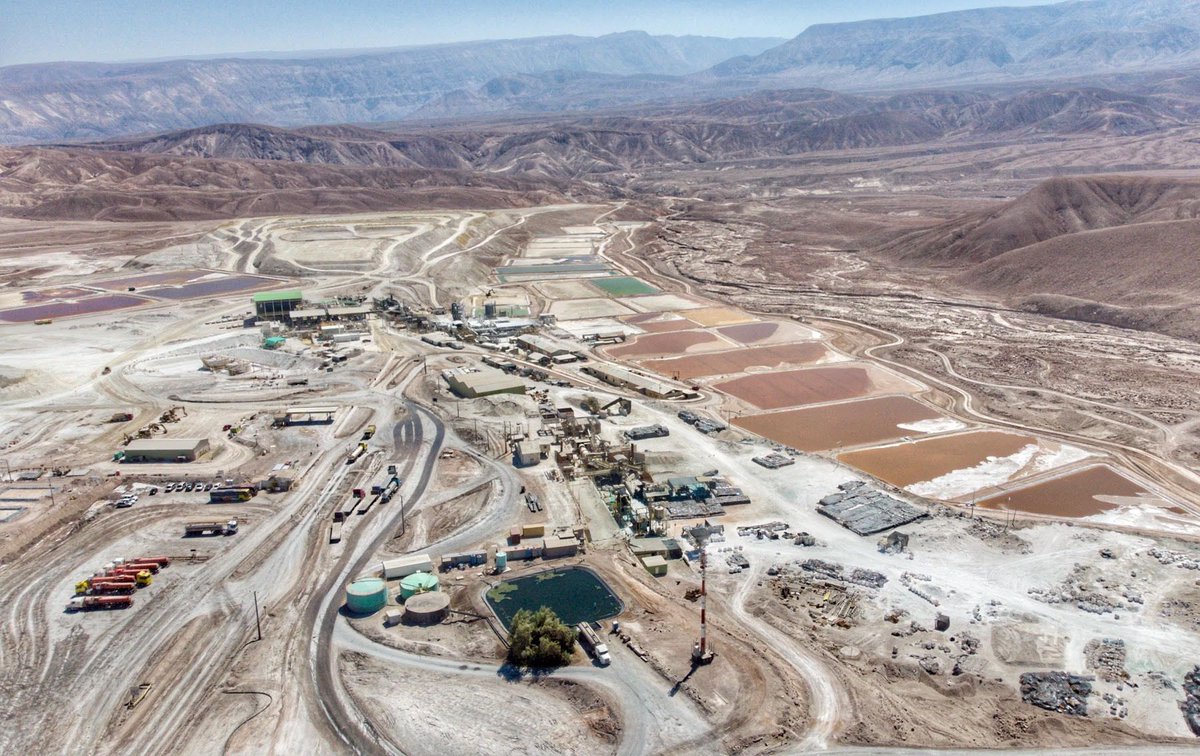 latercera's tweet photo. Primer Tribunal Ambiental acoge a trámite demanda del CDE contra Quiborax por daño ambiental en el salar de Surire

Vía @pulso_LT | https://t.co/RO7T0Jczp8 https://t.co/yK2H6zSFtG