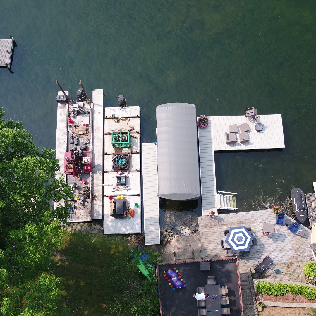 SummersetMarCon's tweet image. Summerset Marine offers comprehensive seasonal installation and removal services. Keep your pier and lift in top shape! #SeasonalServices #PierMaintenance bit.ly/3K1mUDD