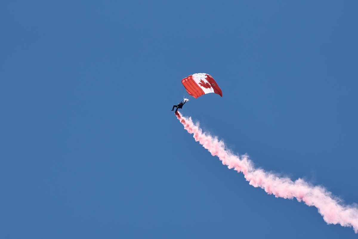 Aidan Thatcher (@aidan_thatcher) on Twitter photo The SkyHawks, the Canadian Armed Forces Parachute Team, performing over and landing onto Parliament Hill on Canada Day.
•
July 1st, 2024
Ottawa, Ontario, Canada
•
@SkyHawksCanada
<a href="/CanadianForces/">Canadian Armed Forces</a>
<a href="/ForcesCanada/">Forces armées canadiennes</a>
•
©Aidan Thatcher 2024 The SkyHawks, the Canadian Armed Forces Parachute Team, performing over and landing onto Parliament Hill on Canada Day.
•
July 1st, 2024
Ottawa, Ontario, Canada
•
@SkyHawksCanada
<a href="/CanadianForces/">Canadian Armed Forces</a>
<a href="/ForcesCanada/">Forces armées canadiennes</a>
•
©Aidan Thatcher 2024