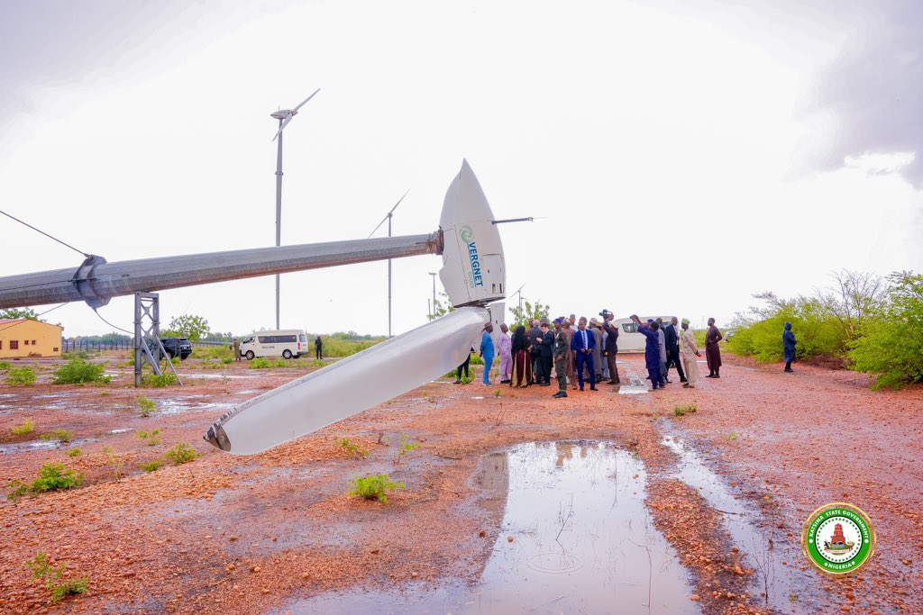 News Alert from Katsina State Government: 

The Executive Governor of Katsina State, Malam Dikko Umaru Radda, PhD, CON, has written a letter to President Bola Ahmed Tinubu and the Minister of Power requesting the Federal Government to hand over the abandoned Lambar Rimi Wind