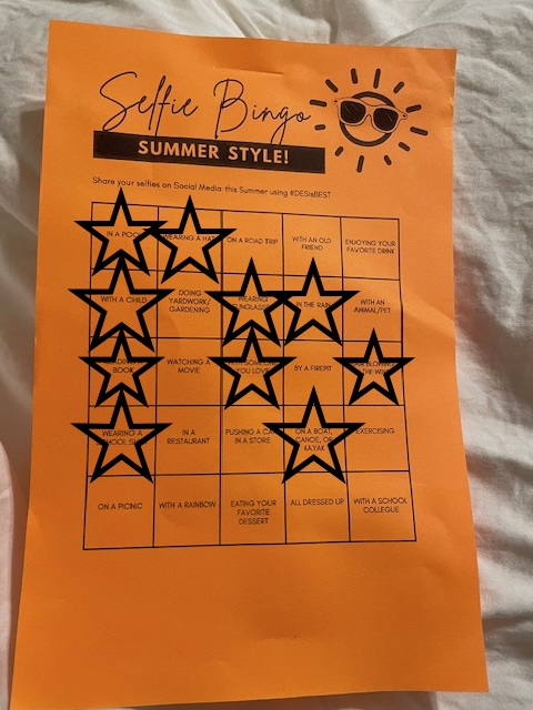 Wearing a school shirt with someone I love!! Please excuse my summer hair! 🤪 #DESisBEST #summerbingo