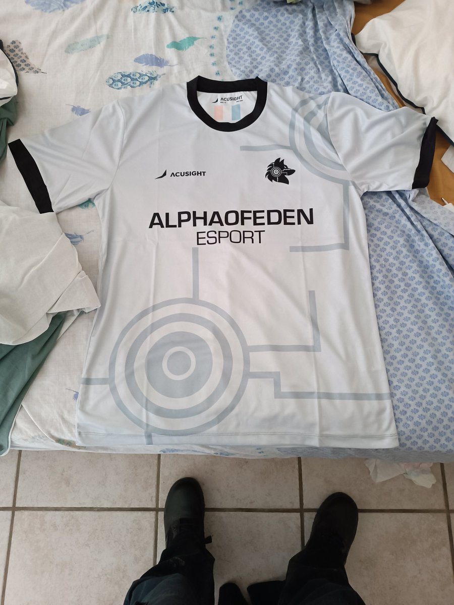 AlphaOfEden's tweet image. Je tiens a souhaité un grand merci au groupe @acusight ainsi qu'au graphiste, qui a pris en compte nos besoins @ElioDZN69 , pour leurs boulots incroyables ! 
Vraiment aucun regret, il est magnifique. Je recommande fortement ! Merci encore !!

L'AlphaOfEden commence a s'envoler 😁