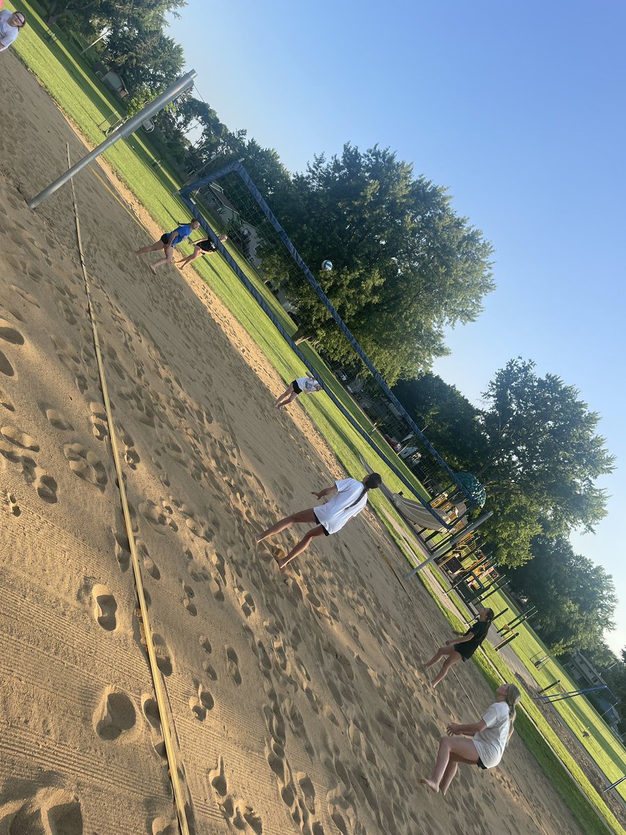 BlueDragonVB's tweet image. We took advantage of the warm weather and had open gym in the sand last night. We enjoyed ice cream after and only left with a few mosquito bites!