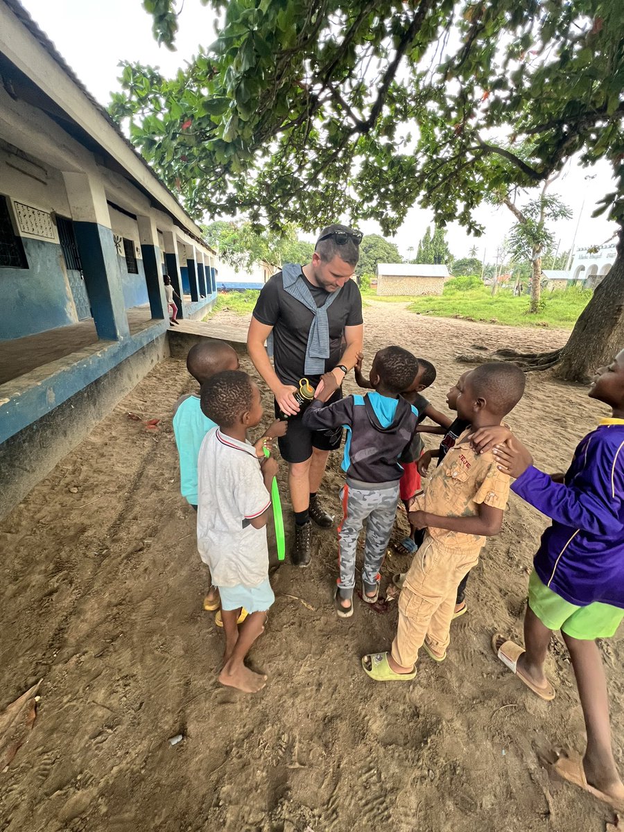HWT_PE's tweet photo. We have arrived in Kenya… 🌍 
First stop Camp Muhaka ⛺️
Project work starts at the school tomorrow.. 🪓🪜

Follow our progress on the @CampsInt TikTok 📸 
@campkenya https://t.co/XN3JTj0rVD