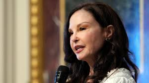 boobooskdoo's tweet image. So, is everyone as mad at people like #AshleyJudd, #GeorgeClooney, #RobReiner, etc...?😠
I love them &amp;amp; their activism, so much. 
But to suggest that we find another candidate to gain the momentum &amp;amp; backing that Biden or Trump has is political suicide!
Tell them to stop it!🤬✌💞