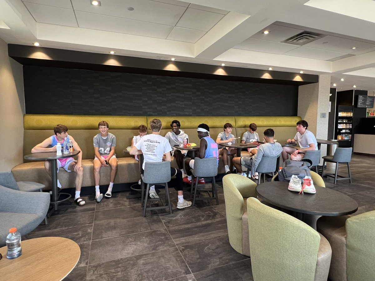 theiowastars's tweet photo. 15u finished 3-2 at the prep hoop regional finale in minneapolis, minnesota … they went 2-0 in pool play to advance to the championship bracket. they lost first round by 3 points to a team that went to the final four … went 1-1 in the consolation bracket 

#PHHardWorkFinals https://t.co/APmKZgEJ9w