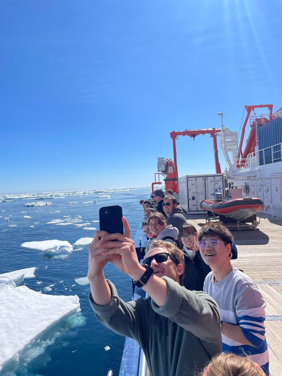 Lots of smiles as we arrive in #Greenland after a 'mildly' uncomfortable (force 7) passage from Iceland. Ready to science!!! #oceanography