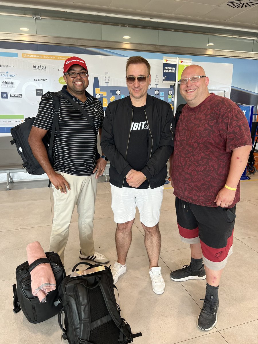 petemistry's tweet photo. Spent a wonderful few days in Ibiza. Lots of sun, sea, amazing food and drink and incredible entertainment thanks to watching @England win at @ibizarocksbar and to @richsolarstone and @PAULVANDYK at @SHINE_Ibiza! Didn’t expect to then actually meet Paul - one of my actual heroes! https://t.co/90kVOlPbOv