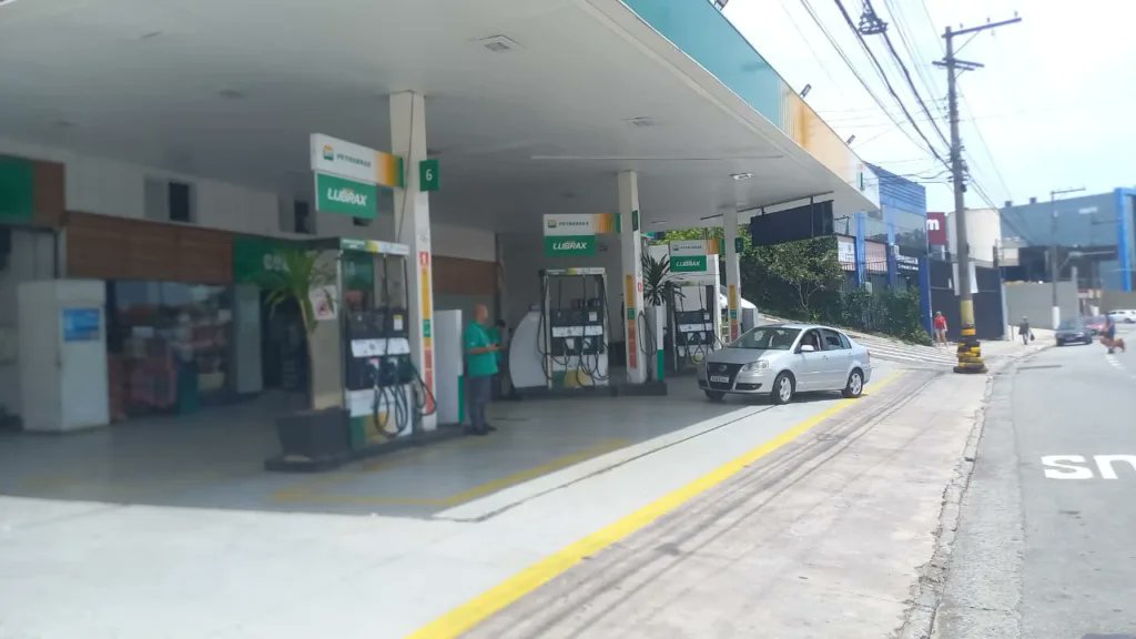 Dinheirama's tweet photo. Diesel sobe 4 vezes mais que a inflação em um ano, diz ValeCard
https://t.co/1RkhehICLq
#diesel #gasolina #combustiveis #valecard https://t.co/ptKpVpW0Br