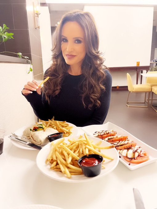 #NationalFrenchFryDay https://t.co/TXs0gUsxOR<a href="/tag/nationalfrenchfryday"class="tags">#NationalFrenchFryDay</a>