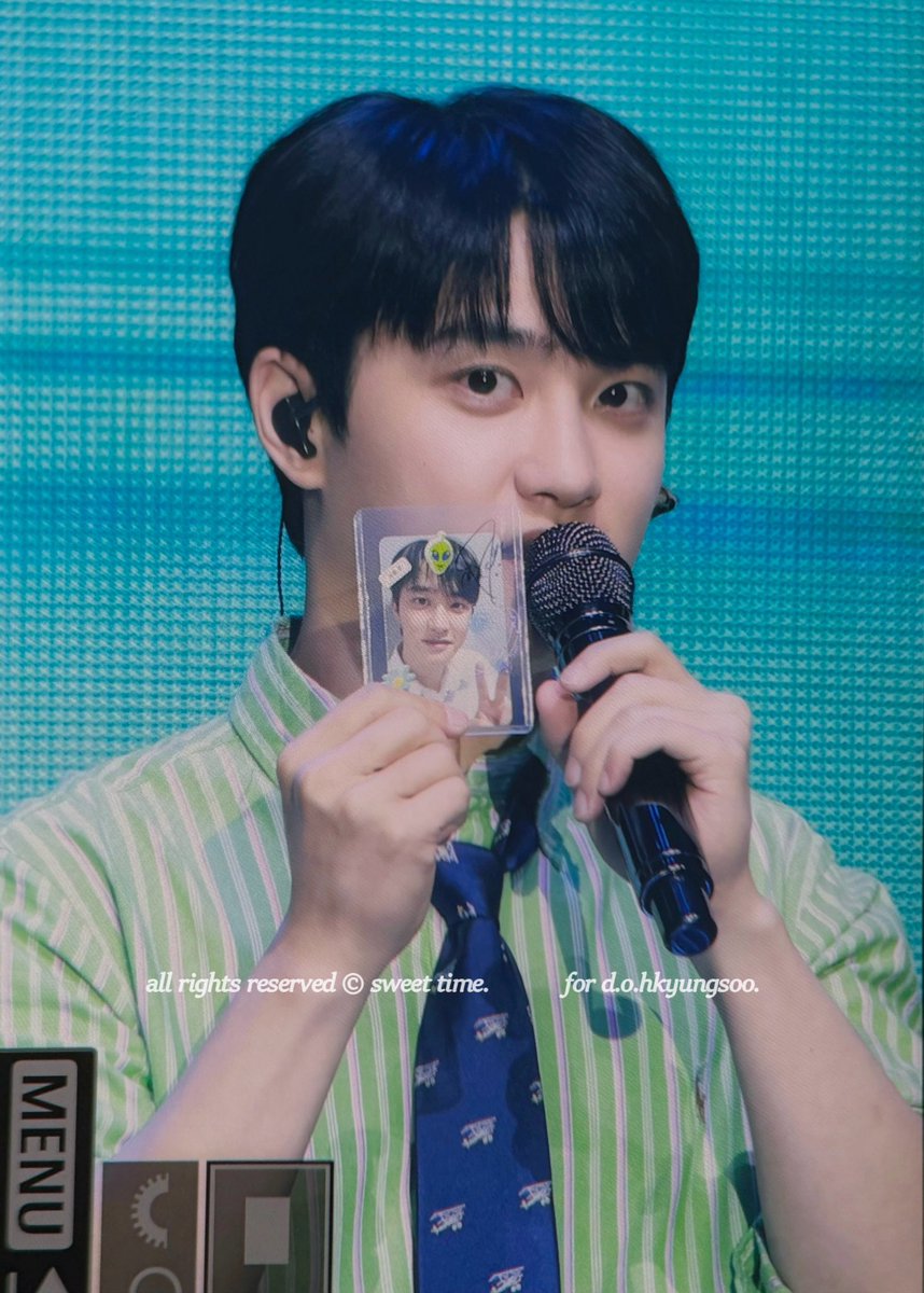 112sweettime's tweet photo. 240712 BLOOMinJakarta 🙋🏻

#BLOOMinJakartaD1
#FANCONCERT_BLOOM
#함께할게_도경수_BLOOM 
#도경수 #디오 #DOHKYUNGSOO #DO (D.O.) #都暻秀 #ドギョンス https://t.co/hiyrLBsJev