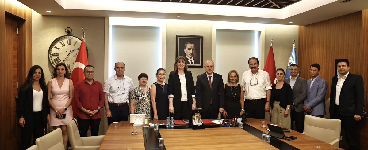 İSKİ olarak İstanbul Üniversitesi Su Bilimleri Fakültesi ile İşbirliği Protokülüne imza attık. Öğrencilerimize staj ve iş imkanı sunarak mesleki deneyimlerine, profesyonel gelişimlerine katkı sağlamasını hedeflediğimiz iş birliğinin hayırlı olmasını diliyorum🤝😊