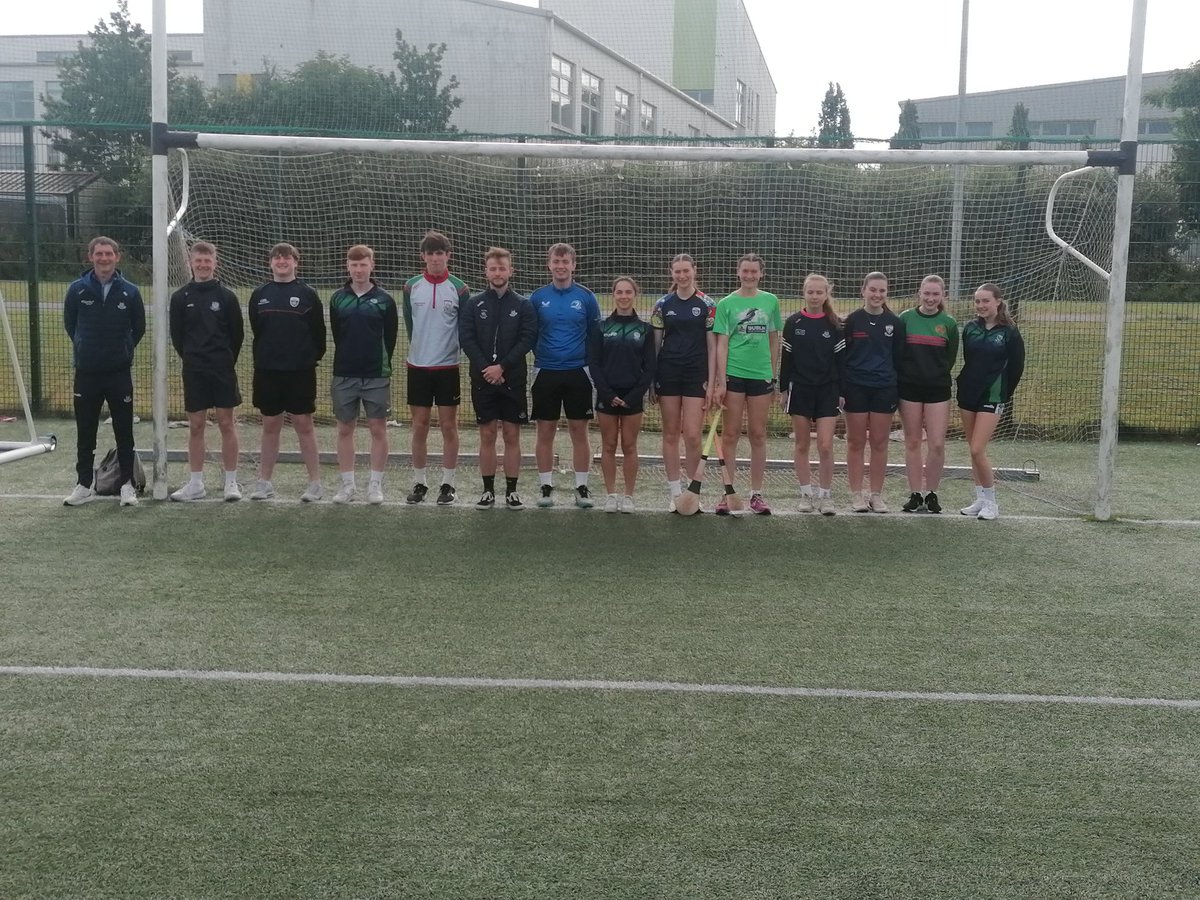 markredican789's tweet photo. A massive thanks to this cohort of coach's who battled through all week in very tough conditions as without these enthusiasts, compassionate people camps cannot happen and to all the boy's and girl's who had a wonderful week.

#FUN
#Leaders
@Tyrrelstown125
@DublinGAACoach https://t.co/zwGgUUwYIK