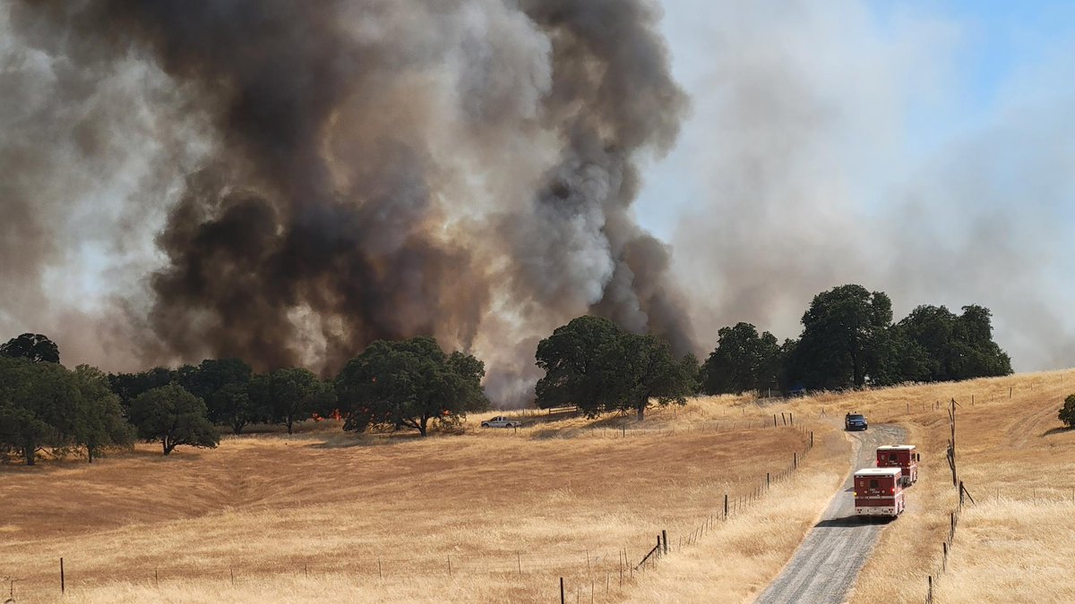 CALFIRE_ButteCo's tweet photo. #RailbridgeFire Crews are at scene today for more work mopping up and strengthening containment lines. See the Incident Fact Sheet for details. https://t.co/UxF9GPVfEq
