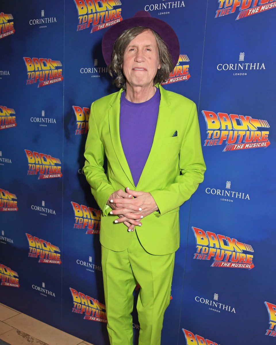 This one’s for the dreamers! 🤯

Our composer <a href="/GlenBallard/">Glen Ballard</a> got his star on the Hollywood Walk of Fame!!! 🎸⚡️