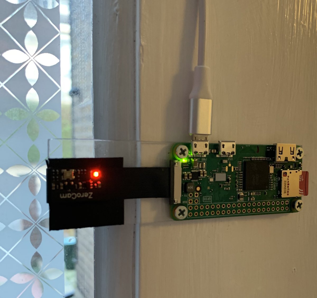 PaterPracticus's tweet photo. Make your own WiFi DoorCam with #raspberrypi running MotionEyeOS + old iPhone for screen: https://t.co/xAAy1c8srp #STEM https://t.co/PJMJQQV1jJ