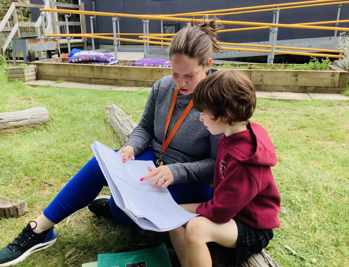 HTelfordStAnnes's tweet photo. We welcomed families into Busy Bees this afternoon to celebrate our wonderful learning. We are astounded with the progress that everyone has made and could not be prouder! Thank you for supporting your Busy Bees this year! 🐝👍😁✍️📖 @StAnnes_EHS @BPooleStAnnes @LDavisonStAnnes https://t.co/SWnozlGJb8