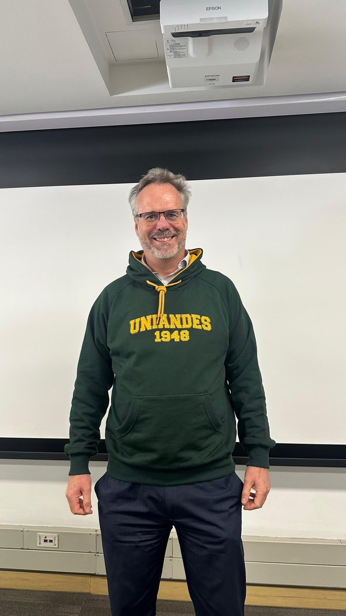 CiacuaOficial's tweet photo. Estamos concluyendo nuestra semana de Curso de Verano enfocado al control y manejo de fugas en redes de distribución de agua potable con el profesor Kobus Van Zyl de la universidad de Auckland. Estamos agradecidos por su trabajo y emocionados por poner en práctica lo aprendido. https://t.co/47BbfIaxoF