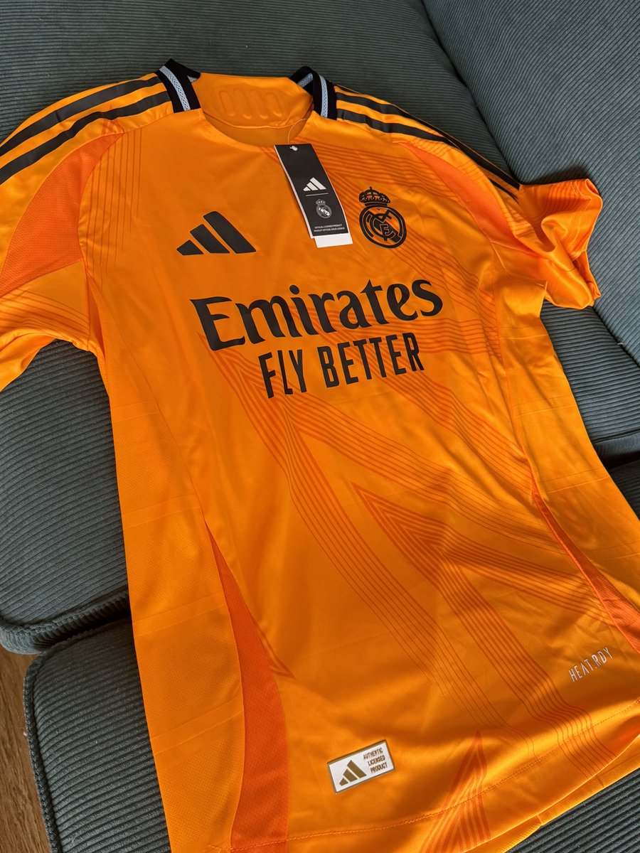 Theo69ar's tweet photo. Maillot du real de la saison pro recu, toujours qualité insane ✅👌🏼

-35% sur tout le site jusqu’à fin juillet ⬇️ https://t.co/Dn3AtOprfA