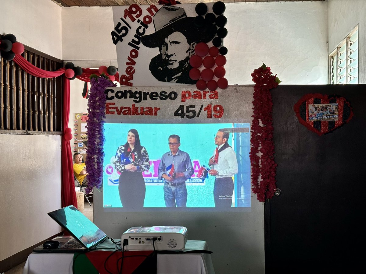 MefccaLeon's tweet photo. Protagonistas participan de forma virtual en el 𝗖𝗼𝗻𝗴𝗿𝗲𝘀𝗼 𝗡𝗮𝗰𝗶𝗼𝗻𝗮𝗹 𝗽𝗮𝗿𝗮 𝗘𝘃𝗮𝗹𝘂𝗮𝗿 𝗮 𝟰𝟱/𝟭𝟵: 𝗙𝗼𝗿𝘁𝗮𝗹𝗲𝘇𝗮𝘀 𝘆 𝗗𝗲𝘀𝗮𝗳í𝗼𝘀 𝗱𝗲 𝗡𝘂𝗲𝘀𝘁𝗿𝗮 𝗘𝗰𝗼𝗻𝗼𝗺í𝗮 𝗖𝗿𝗲𝗮𝘁𝗶𝘃𝗮, 𝗣𝗿𝗼𝗱𝘂𝗰𝘁𝗶𝘃𝗮, 𝗙𝗮𝗺𝗶𝗹𝗶𝗮𝗿 𝘆 𝗖𝗼𝗺𝘂𝗻𝗶𝘁𝗮𝗿𝗶𝗮. https://t.co/eOOFRoIYxs
