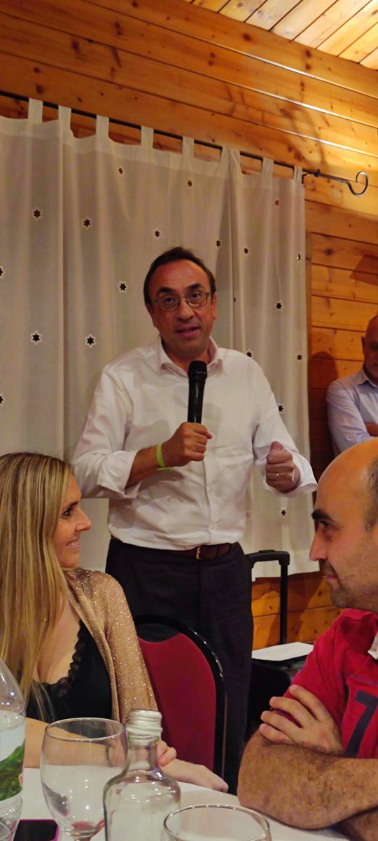 ematariu's tweet photo. Assamblea i sopar d'estiu de @JuntsBages amb  la sempre inspiradora presència de @joseprull #encertat #precís #clar. #projecte #pais #equip #família @juntscatcentral @JuntsXCat @JuntsxStJoan  Gràcies @davidsaldoni @eulaliasb3 @ramonbacardit https://t.co/XTLPz7FAwd