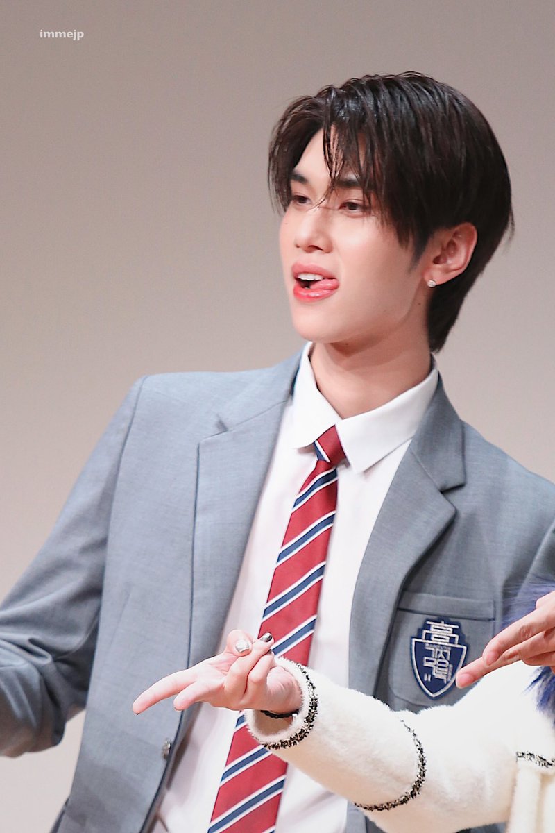 TakaraJamie13's tweet photo. Suddently, I miss JoongDunk in Korean school uniform 🫣
So I looked up this tag 🫣

Sorry 🫣 uniform addicted 🫣

JOONGDUNK FANDAY IN SEOUL 

#JDfandayxSEOUL
#จุงดัง #JoongDunk 
#จุงอาเชน #dunknatachai https://t.co/8ycHRm4Bql