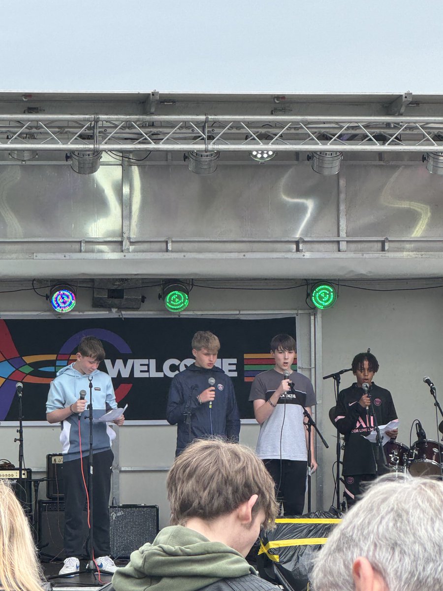 clairabelle5's tweet image. Poetry slams next ⁦@XPschool⁩ ⁦@XPEastSchool⁩ #xplive24