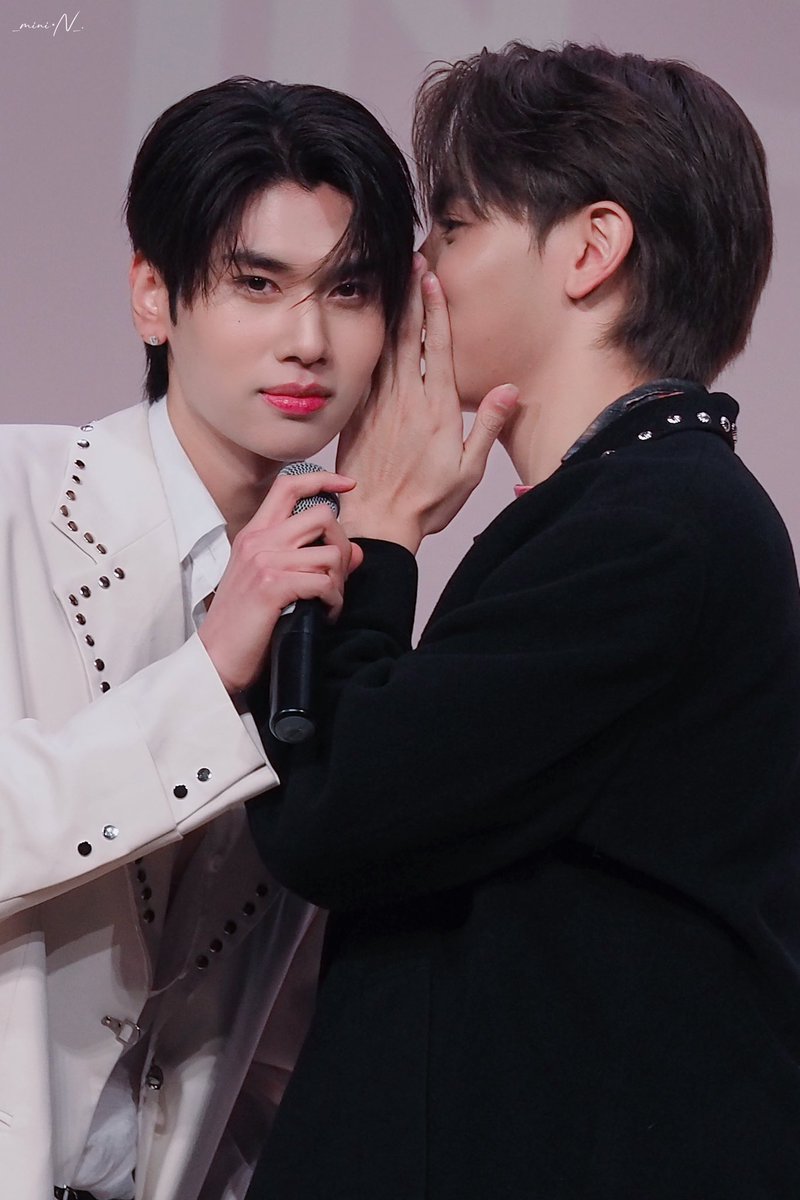 TakaraJamie13's tweet photo. I miss them, that 's it 🫣

JOONGDUNK FANDAY IN SEOUL 

#JDfandayxSEOUL 

#จุงดัง #JoongDunk 
#จุงอาเชน #dunknatachai https://t.co/oE1u3Vcq9j