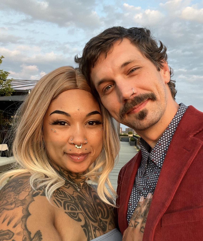 HamburgerHooker's tweet photo. A dream.

Here’s to this first year of ours and the many to come.
I love you, and I can’t wait to marry my best friend. 🥰🥹❤️😘

@SlumChronic https://t.co/FE7XL94jPp