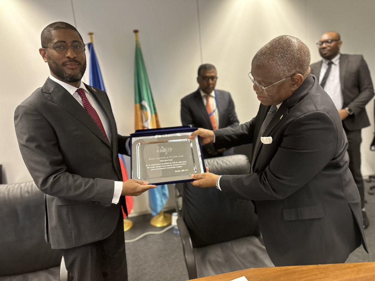 PressACP's tweet photo. At its meeting on July 11th, 2024, the OACPS Committee of Ambassadors bid farewell to Dr. Jesse Jean, the Haitian ambassador and immediate past Chair of the Committee. Dr. Jean, who has been succeeded by Ambassador Symone Betton  Nayo of Jamaica, was commended by fellow ambassadors and OACPS Secretary-General, H.E. Georges Rebelo Pinto Chikoti, for his exemplary leadership and contributions during his tenure.
Under Dr. Jean's leadership, the OACPS achieved significant milestones, including securing additional signatures for the Samoa Agreement. As a passionate advocate for addressing Haiti's political, democratic, and security challenges, Ambassador Jean expressed his gratitude for the opportunity to collaborate with dedicated colleagues and emphasised the importance of unity, solidarity, and mutual respect within the organization.

@jessejean001 @BettonNayo @kaminajsmith @DominiqueAyiti @JamaicaGleaner @CARICOMorg @ForumSEC @AU_ECOSOCC @ecowashr