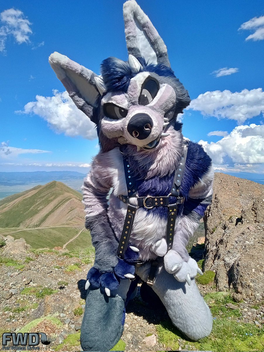 How bout a River on the rocks to quench your thirst? 😈💦