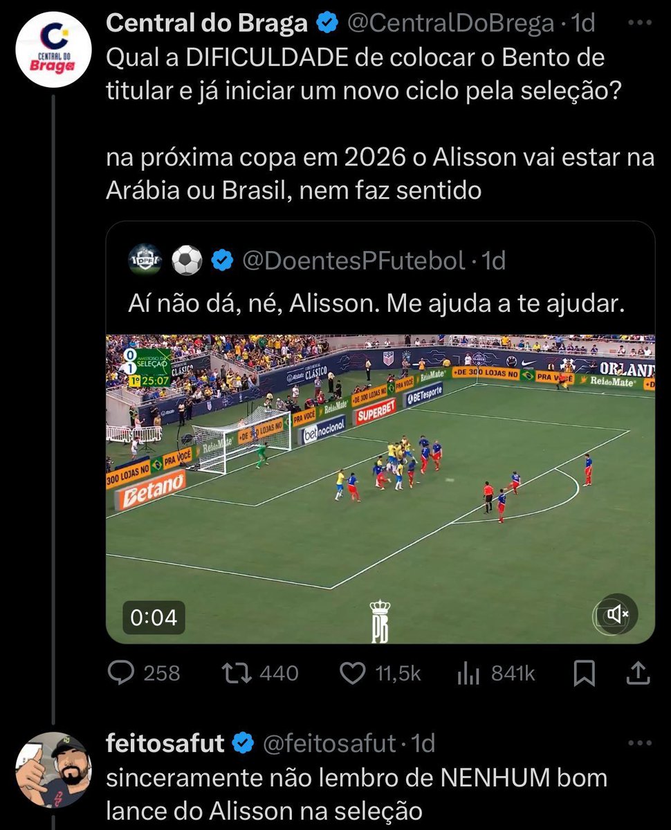 LFCBurrices's tweet photo. BURRO DO MÊS AWARDS 🏆

chegamos na grande final. confira os candidatos ao título de burro do mês de junho: https://t.co/AKvnLvM6By
