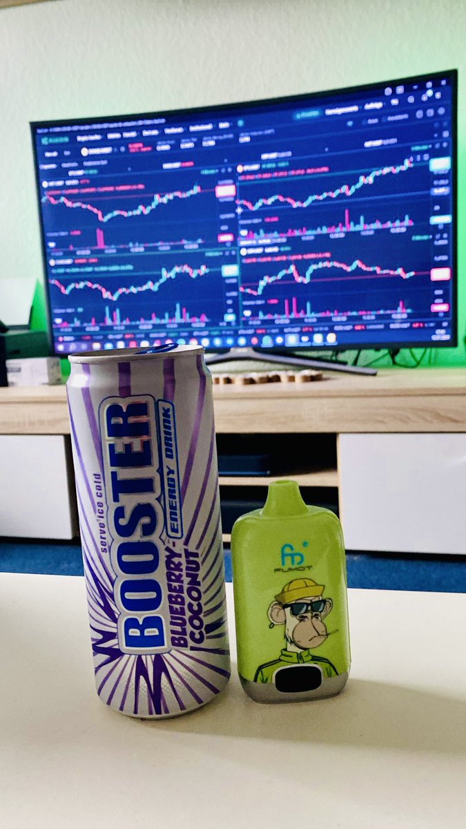 tomessino's tweet photo. 😎🎮💪🍻 https://t.co/2Jlfmij6k2