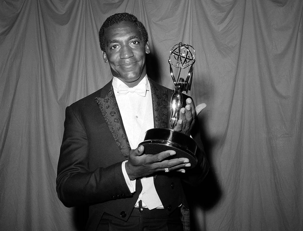 CosbyIs's tweet photo. @nikthehat @BLKLiberation84 Thank you Mr. Cosby for everything you've done along with Mrs. Cosby. We will forever be grateful to what you've contributed to the people. Lies runs sprints but the truth runs marathons. Happy 87th birthday!❤ https://t.co/juqRTaHHBs